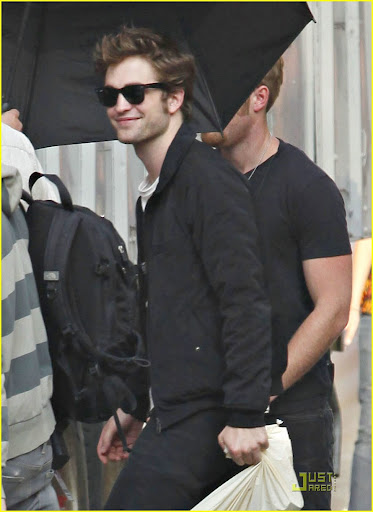 robert-pattinson-rough-remember-me-02.jpg