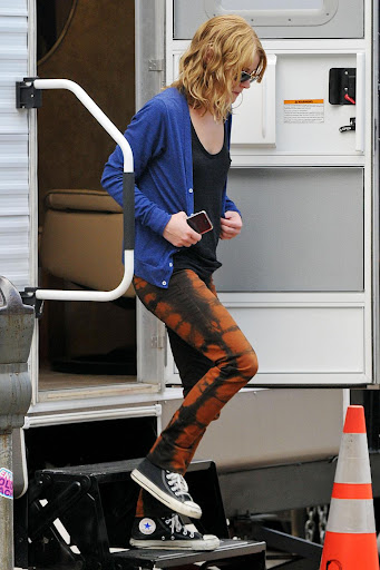 31992, NEW YORK, NEW YORK - Friday June 26 2009. **EXCLUSIVE** Emilie de Ravin is seen on the set of "Remember Me" currently filming in New York. The former "Lost" actress was wearing dyed skinny jeans and Ray Ban aviator sunglasses as she walked from her trailor preparing for the day ahead. Photograph: PacificCoastNews.com**FEE MUST BE AGREED PRIOR TO USAGE***UK OFFICE:+44 131 557 7760/7761 US OFFICE:1 310 261 9676