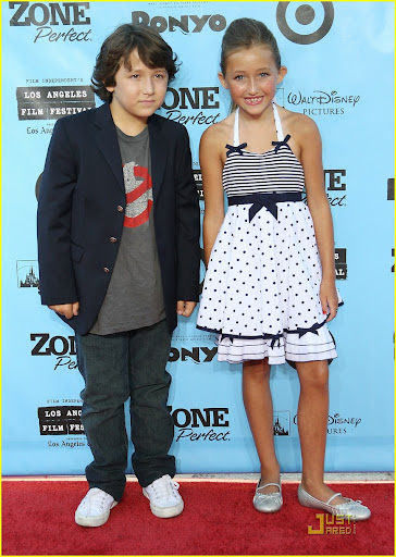 noah-cyrus-frankie-jonas-ponyo-02.jpg