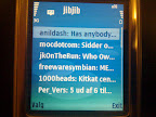 På test-telefonen er det ikke særlig elegant at læse tweet'sne, men det virker.