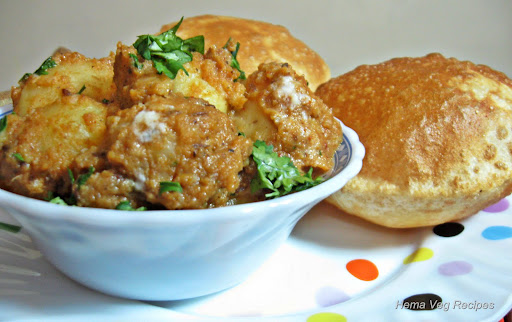 Dum Aloo Dum Aloo