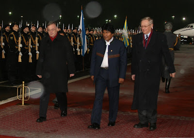 El presidente Evo Morales a su llegada a Moscú