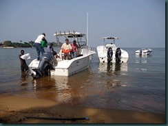 LOADING-THE-SPEED-BOAT-AT-THE-AQUA-SPORTS-CLUB