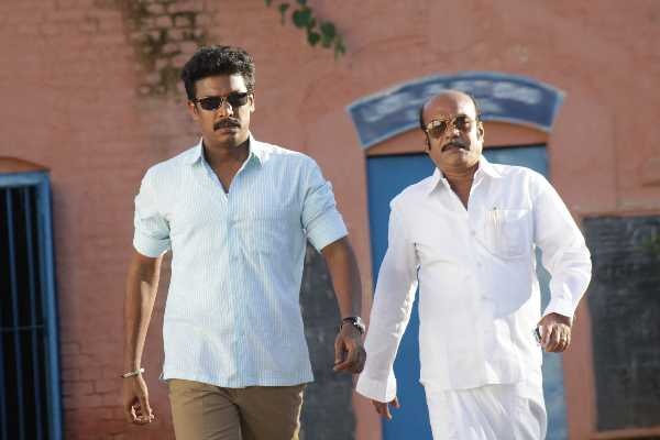 [eesanmoviestills15.jpg]