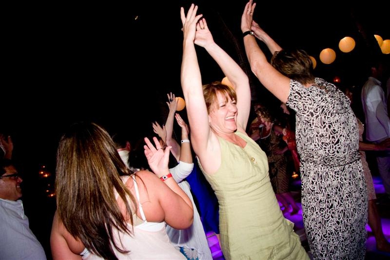 [-588 (Medium)[6].jpg]