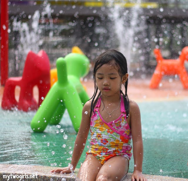Zara at the Hard Rock water play area
