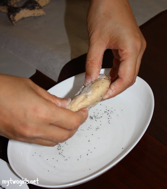 Dipping the dough in water