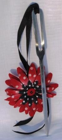 [2009 10 LRoberts Desk Set Letter Opener[6].jpg]