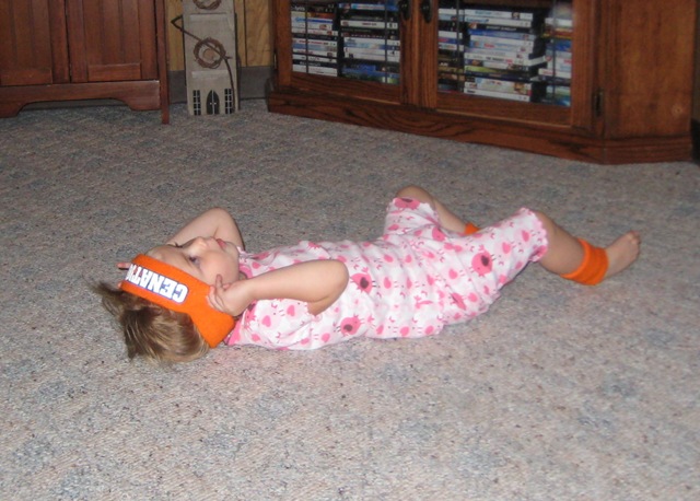 [6.11.2010 Break Dancin' Kids (15)[2].jpg]