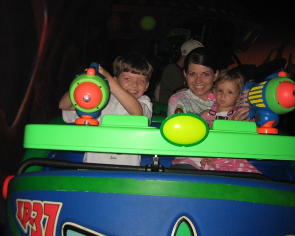 [9.1.2010 Magic Kingdom (23)[4].jpg]