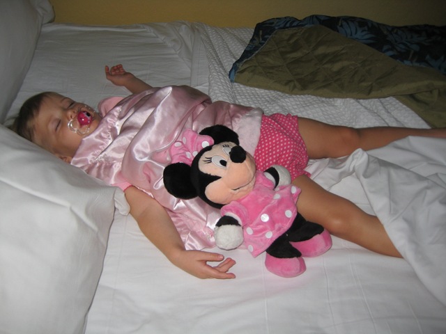 [8.29.2010 DISNEY (2)[2].jpg]