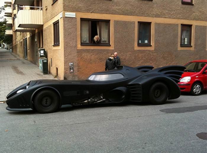 bat_mobile_3