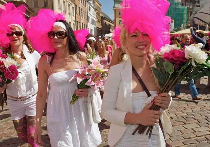 riga-blonde-parade (5) riga-blonde-parade (5)