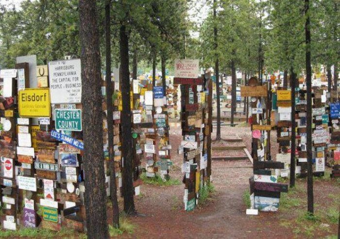 sign_post_forrest_03 sign_post_forrest_03