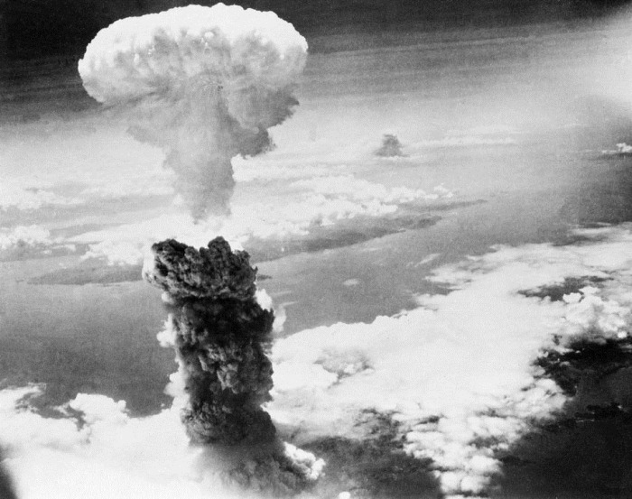 NAGASAKI MUSHROOM CLOUD