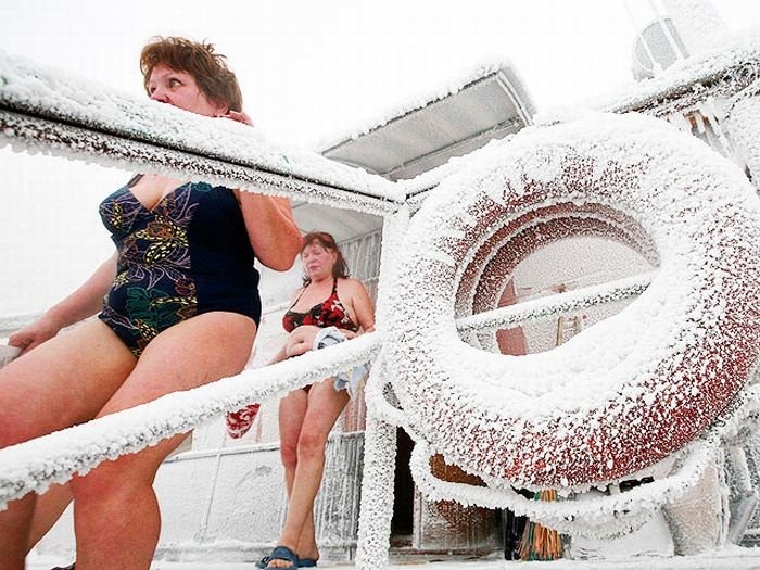 winter_swimming_in_siberia_02 winter_swimming_in_siberia_02