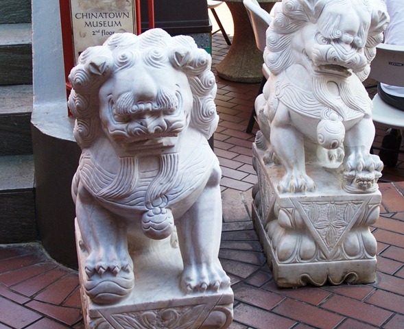 [lions chinatown[2].jpg]