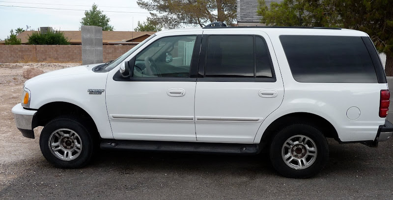 1998 Ford Expedition XLT 4x4Motor is blown and needs repair. Other than that is in great condition.- 6 CD CHANGER- PREMIUM SOUND PACKAGE- 120K MILES- 4x4- NEW TRANSMISSION- ICE COLD A/CEmail Me to come check it out! Location: NORTH LAS VEGASits NOT ok to contact this poster with services or other commercial interests		