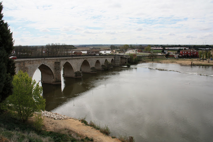 Brug vanaf Tordessillas