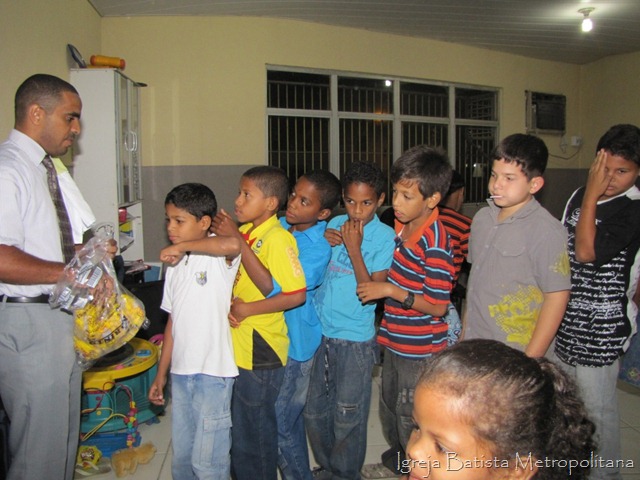 [Dia das crianças 2010 (4)[9].jpg]