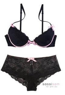 Charlotte-Black Charlotte-Black