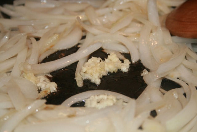 [onions and garlic[5].jpg]