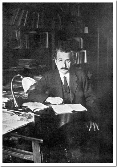 _Albert_Einstein_photo_1920