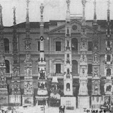 Gigli in piazza Duomo dopo la festa; anno 1924