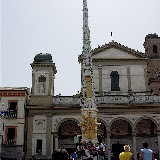 Il Giglio del Salumiere si esibisce davanti al Duomo; anno 2007.