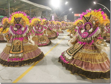 CARNAVAL 2010/SP/ROSAS DE OURO/CAMPEÃ