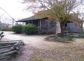 fmhouse.jpg fmhouse.jpg
