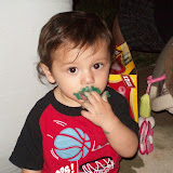 Even Jaiden got to taste the yummy green cupcakes.