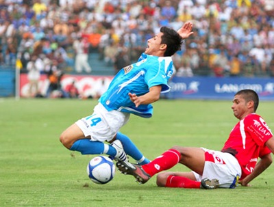Cristal ya tropezó con Cienciano este año.