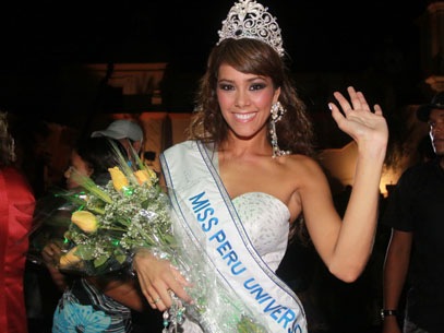 [4cef59missperuuniverso407x305p[5].jpg]