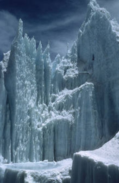 Sus glaciares y sus cumbres se derriten cada vez m&aacute;s r&aacute;pidamente