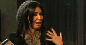 Kim Kardashian llor&oacute; en su reality de EE.UU al ver su &uacute;ltimo posado para la revista 'W', que le parecen 'muy hot'