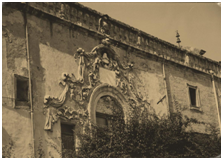 [Facciata con l'ingresso[2].png]