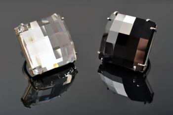 [Ariane Arazi square crystal ring[2].jpg]