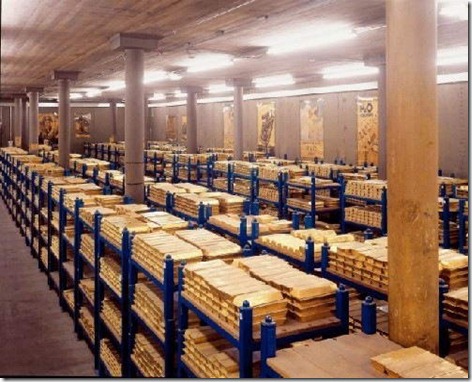 TheworldslargesttreasuryundergroundvaultsofU.S.FederalReserveBank3
