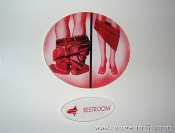funny-toilet-signs811