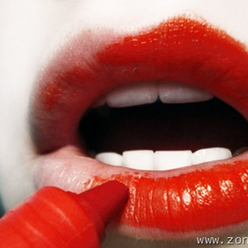 Gambar Unik di bibir Wanita dengan lipstik foto foto   Gambar Unik di bibir Wanita dengan lipstik foto foto