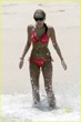 miley-cyrus-bikini-07