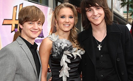 [13_hannah_montana_cast[4].jpg]