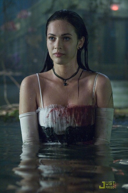 [jennifers-body-promo-pics-01[4].jpg]