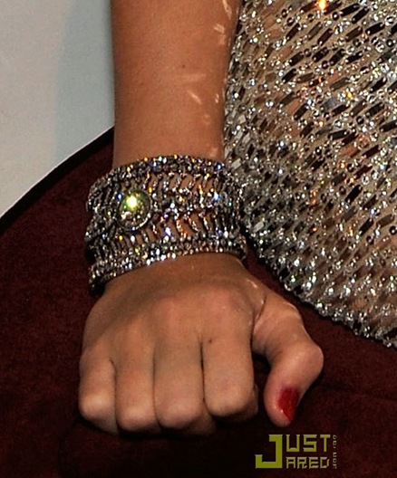 [taylor-swift-mtv-vmas-09[4].jpg]