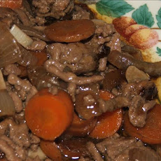 Delicious Lamb, Rosemary & Red Wine Casserole