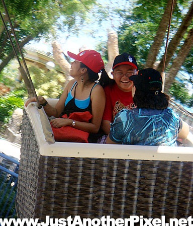 [Ann, Mike and Mama at Up, Up and Away[3].jpg]