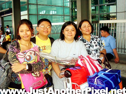 [at NAIA Terminal 3 departure area[3].jpg]