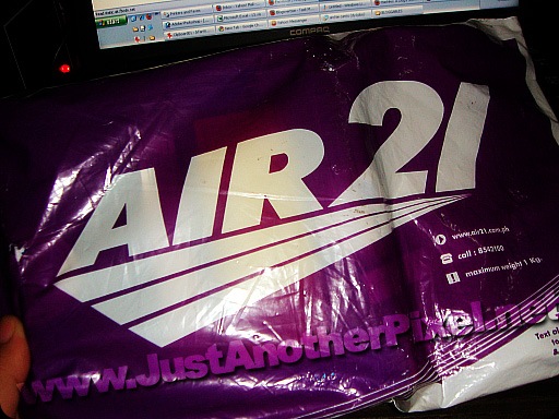 Globe Tattoo Air21 package from Yugatech - JustAnotherPixel.net