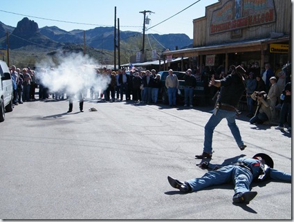 oatman_az_gunfight_03